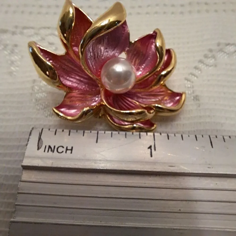 Pins Brooches Lot of 5 Cat Bird Lotus Heart Butterfly Costume Fashion Jewelry